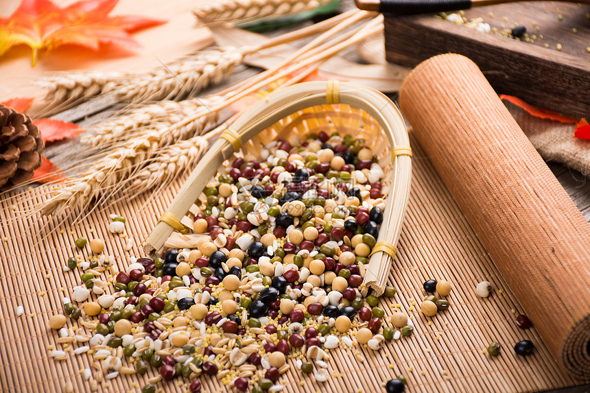 北水动向|北水成交净买入37.19亿 科网股、芯片股分化 内资加仓港交所(00388)超3亿港元